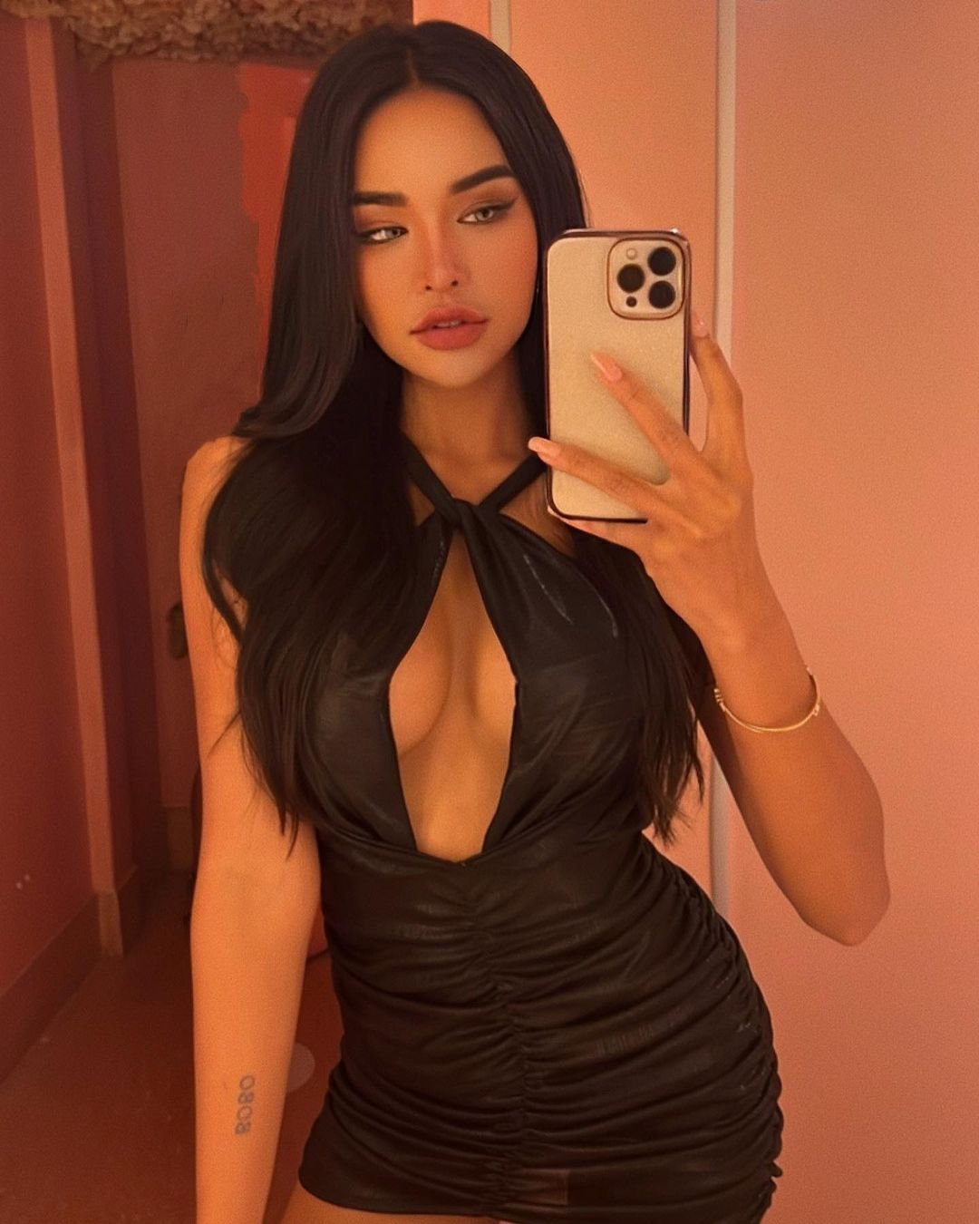 Elite Mumbai escort